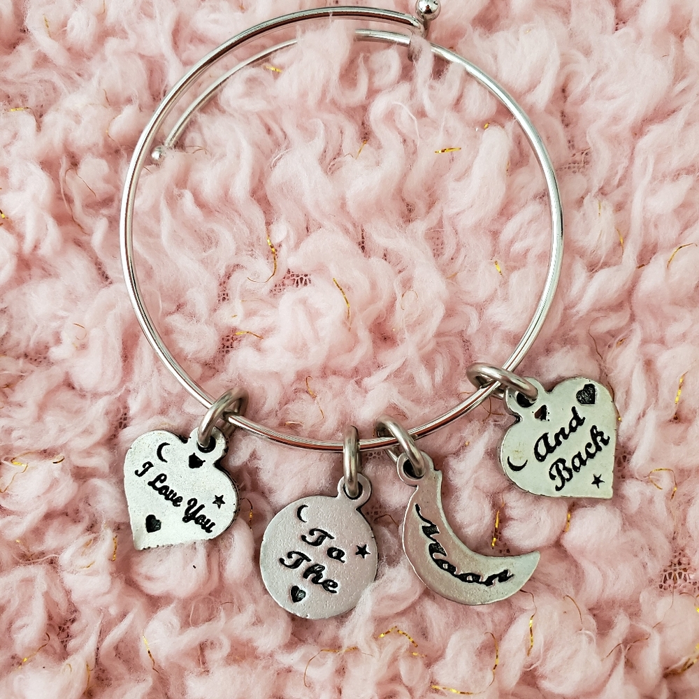 Expandable Charm Bracelet.